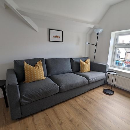 Top Floor Apartment Llandudno Bagian luar foto